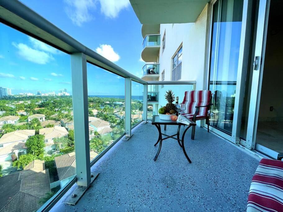 Miami Holiday Apartments Sunny Isles Beach Exterior photo